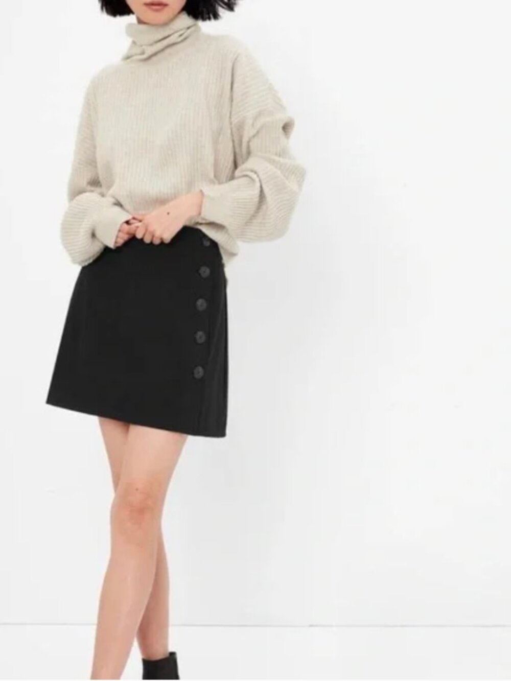 NWOT GAP Ponte Black A Line Side Button Mini Skirt Size 0